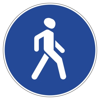 Дорожный знак 4.5.1 «Пешеходная дорожка» (металл 0,8 мм, II типоразмер: диаметр 700 мм, С/О пленка: тип А коммерческая)